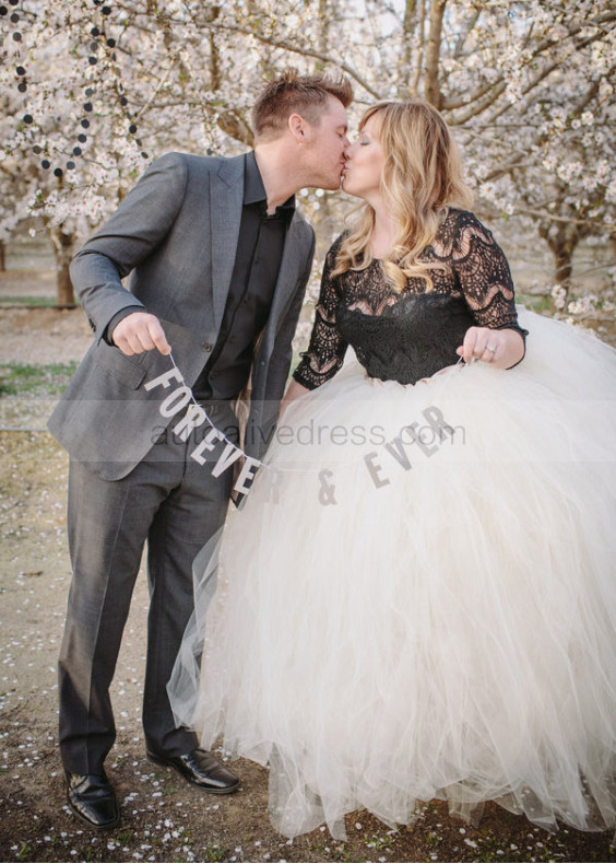 Ball Gown Ivory Tulle Black Lace Plus Size Wedding Dress